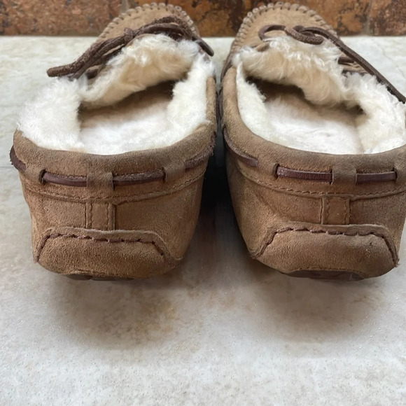 Ugg Australia Women Slippers Size 6 Moccasin Shoes Winter Soft Warm Furry Brown - Picture 3 of 14